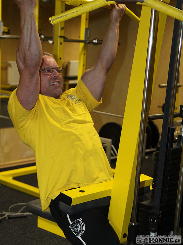 Petr Vani� - tr�nink p�ed Mr. Olympia 2012