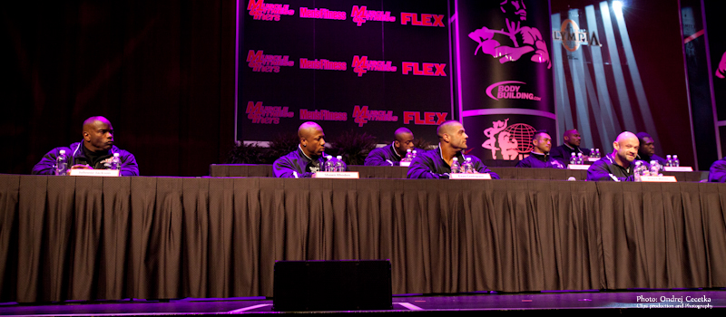 Tiskov� konference ��astn�k� Mr. Olympia 2012