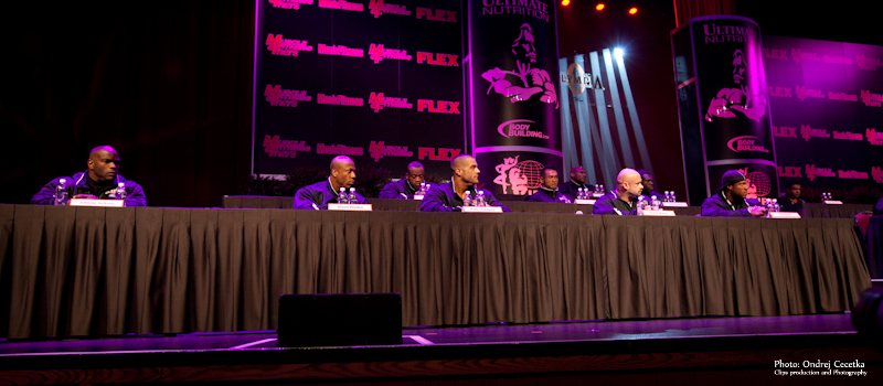 Tiskov� konference ��astn�k� Mr. Olympia 2012