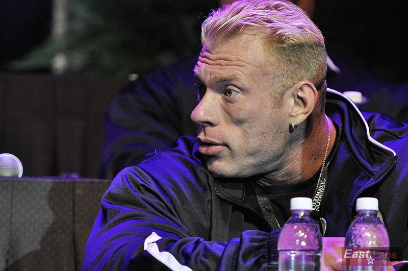 Dennis Wolf