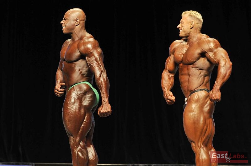Toney Freeman, Dennis Wolf