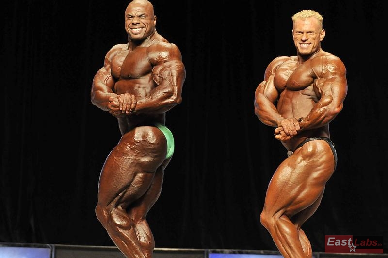 Toney Freeman, Dennis Wolf