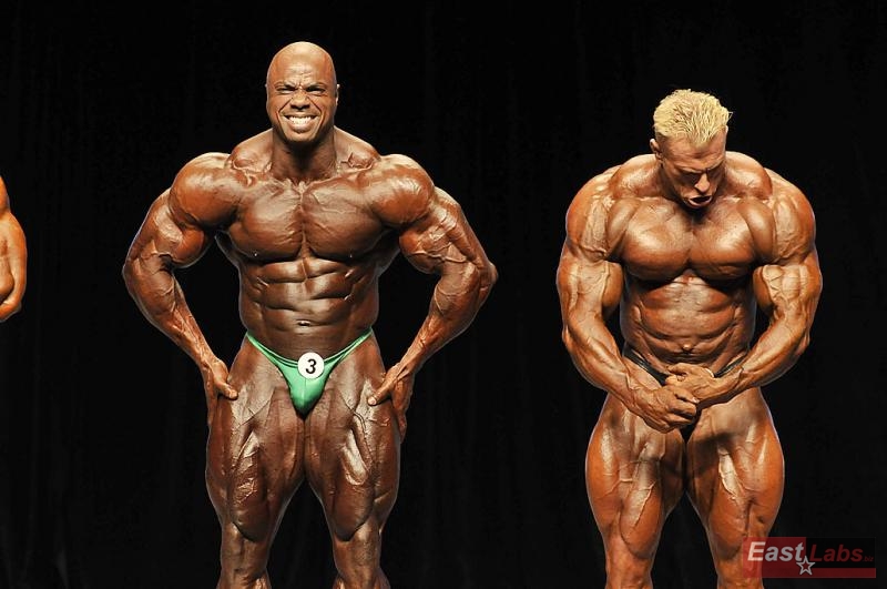 Toney Freeman, Dennis Wolf
