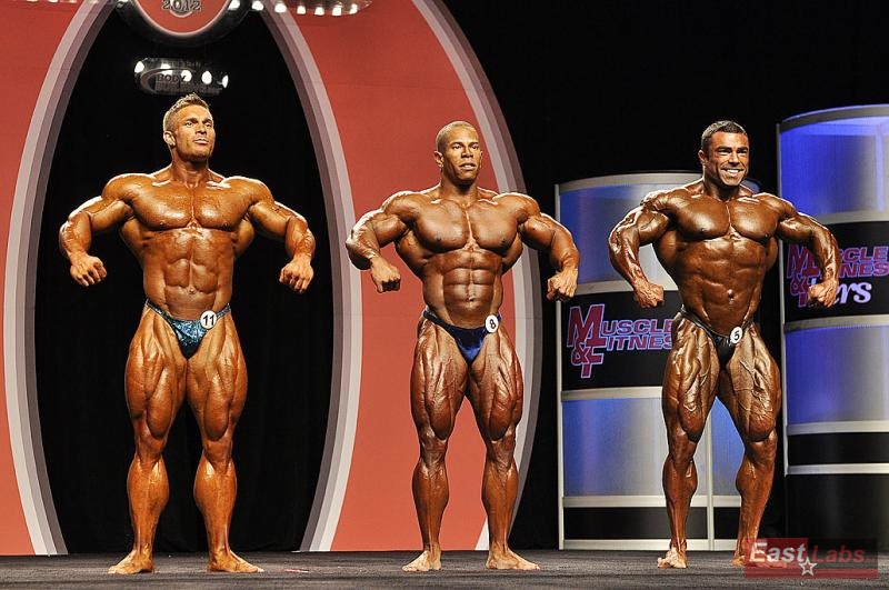 James "Flex" Lewis, David Henry, Eduardo Correa