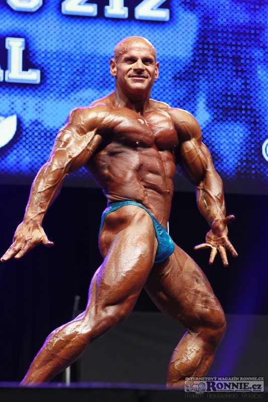 Lee Powell
