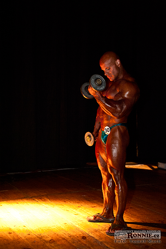 Lee Powell