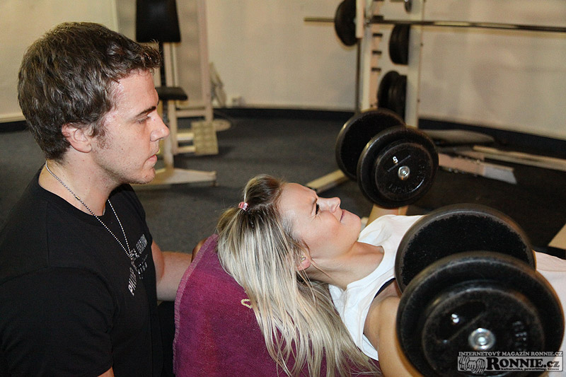 Michaela Podneck�: tr�nink prsou a biceps� 8. 11. 2012
