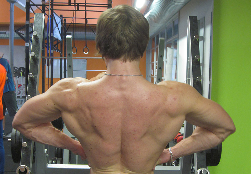 Filip Va�ko v p��prav� na sout�e v kondi�n� kulturistice 2012