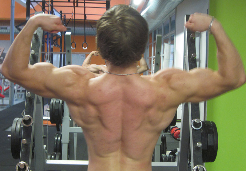 Filip Va�ko v p��prav� na sout�e v kondi�n� kulturistice 2012