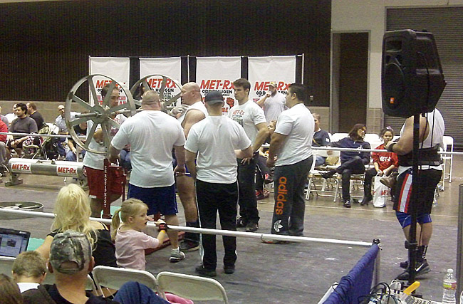 Los Angeles Fitness Expo 2013 - strongman