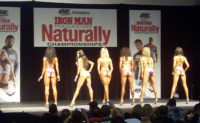Los Angeles Fitness Expo 2013 - bikini