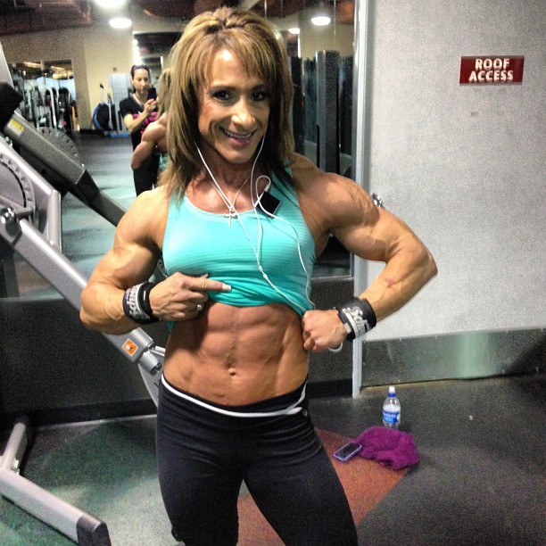 Jeannie Paparone 5 t�dn� p�ed Ms. International 2013
