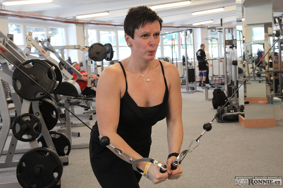 Ronnie�s Training Day #10 - Lucy