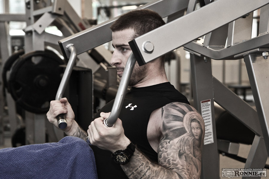 Ond�ej Kraj - tr�nink v Eagle Fitness