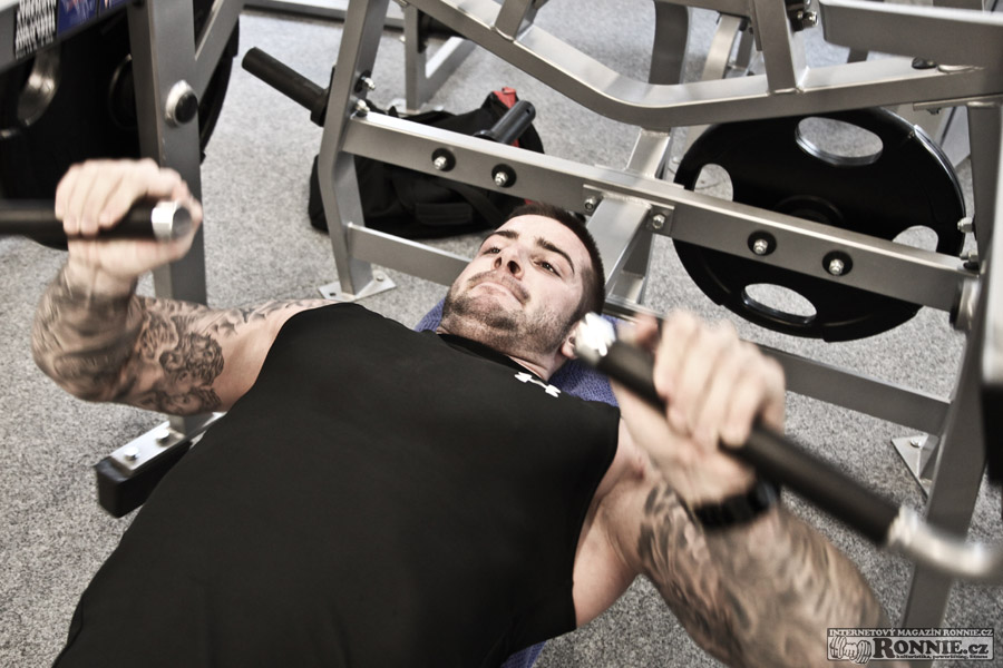 Ond�ej Kraj - tr�nink v Eagle Fitness