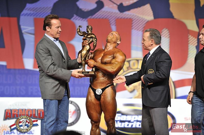 Arnold Schwarzenegger, Emiliano Dell