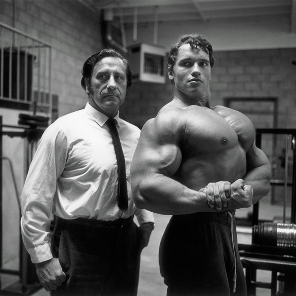 Joe Weider a  Arnold Schwarzegger v roce 1968