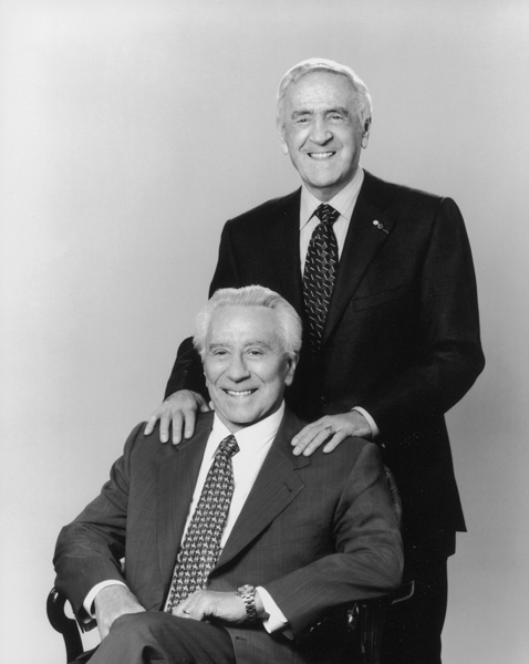 Joe Weider a Ben Weider v roce 2001