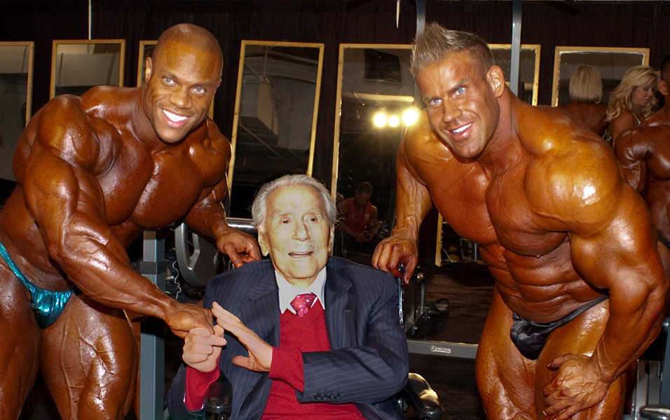 Phil Heath, Joe Weider a Jay Cutler v z�kulis� Mr. Olympia 2011