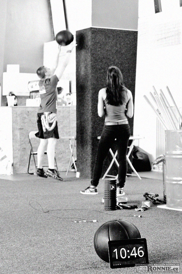 Wall balls