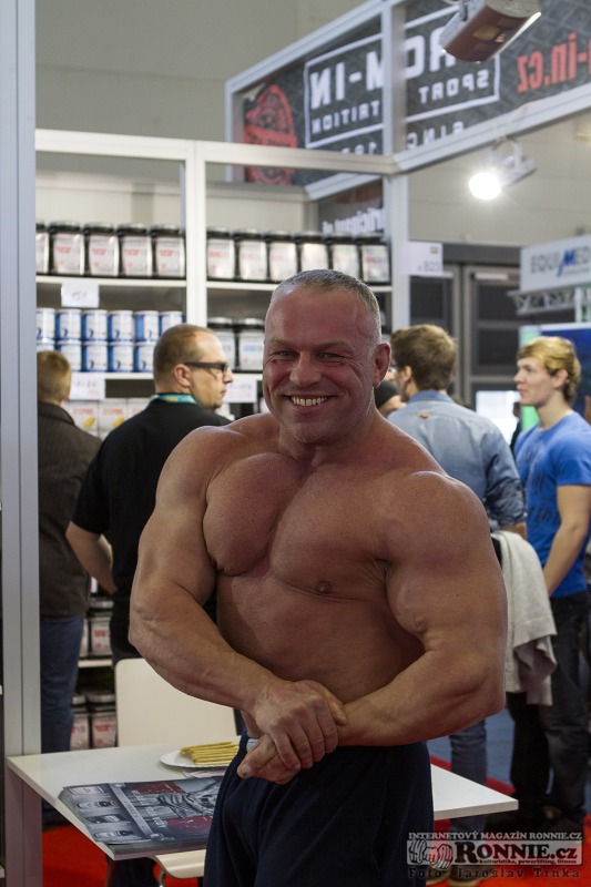 Petr Vani�