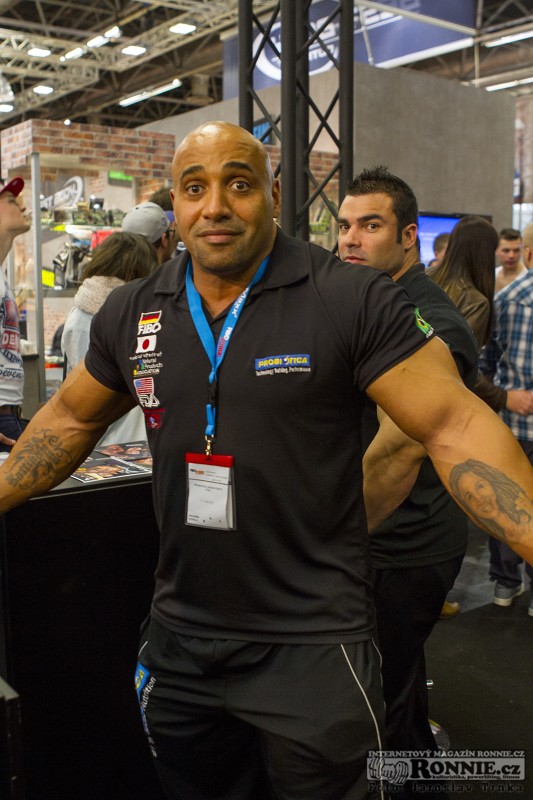 Dennis James