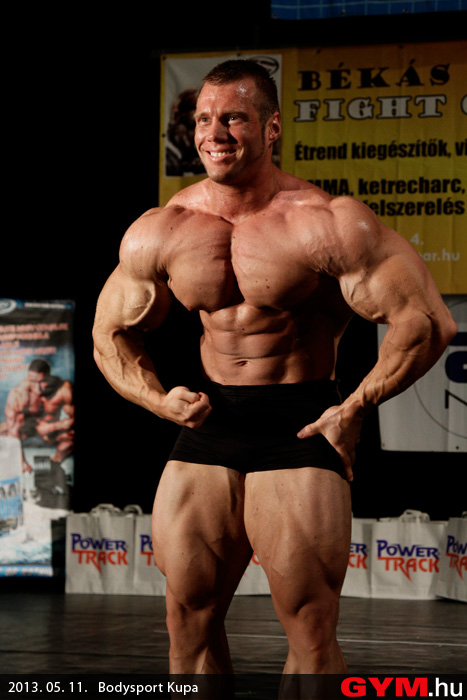 Peter Moln�r