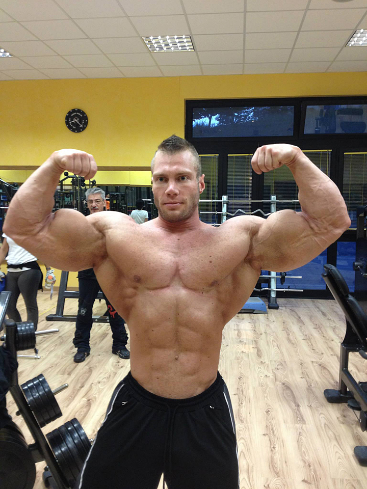 Peter Moln�r