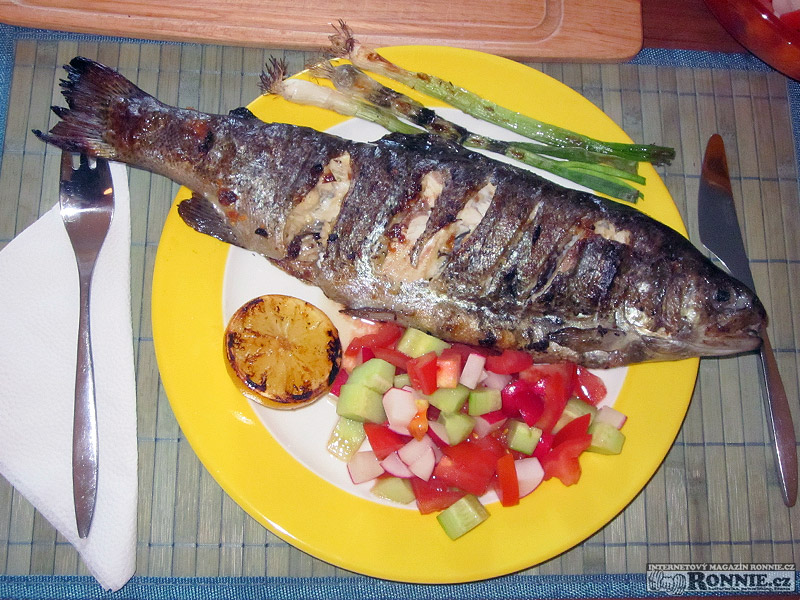 Hotov� pokrm