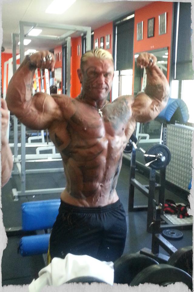 Lee Priest
