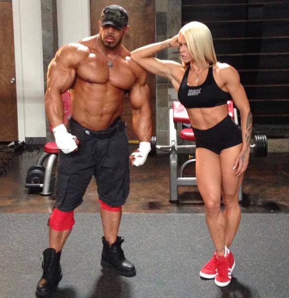Zack Khan a Larissa Reis