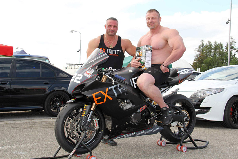 Martin Holub a Dalibor H�jek na z�vodn�m okruhu v Brn�