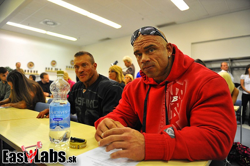 Jerry Ossi, Jari Mentula