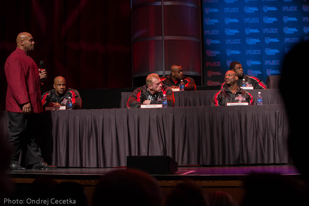 Tiskov� konference ��astn�k� Mr. Olympia 2013