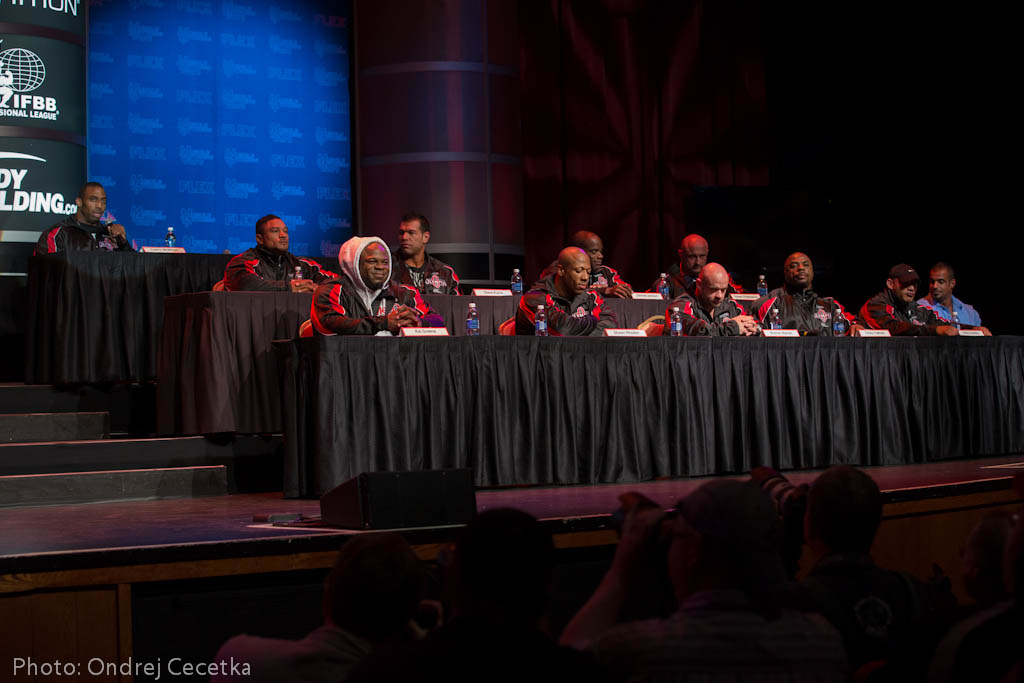 Tiskov� konference ��astn�k� Mr. Olympia 2013
