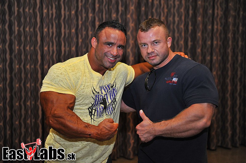 Jose Raymond, Andrej Mozol�ni
