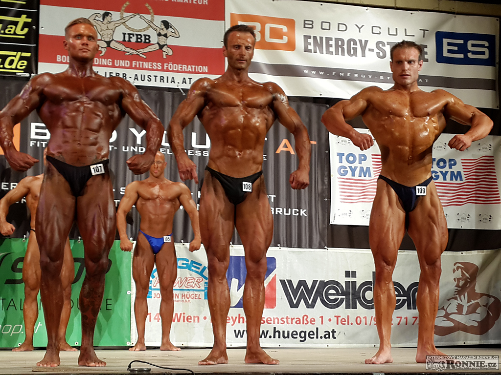 Bernhard H�nig, Daniel P�enica, Jakub Caha