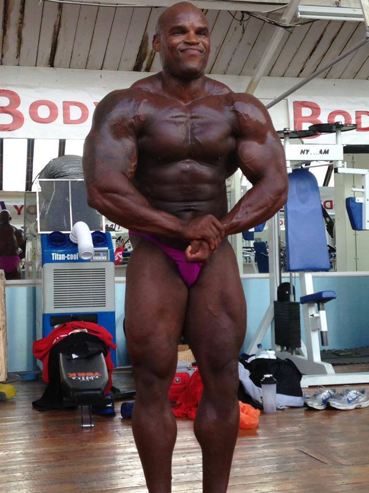 Hunni Glanville 7 t�dn� p�ed Arnold Classic Europe 2013