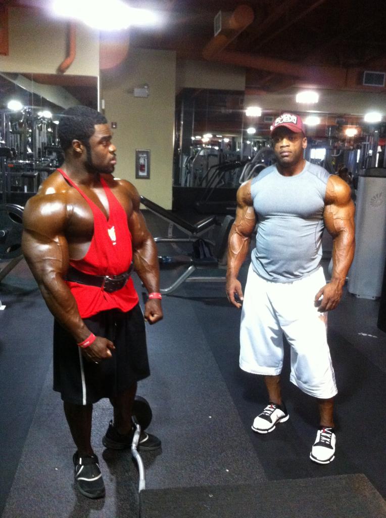 Brandon Curry, Essa Obaid
