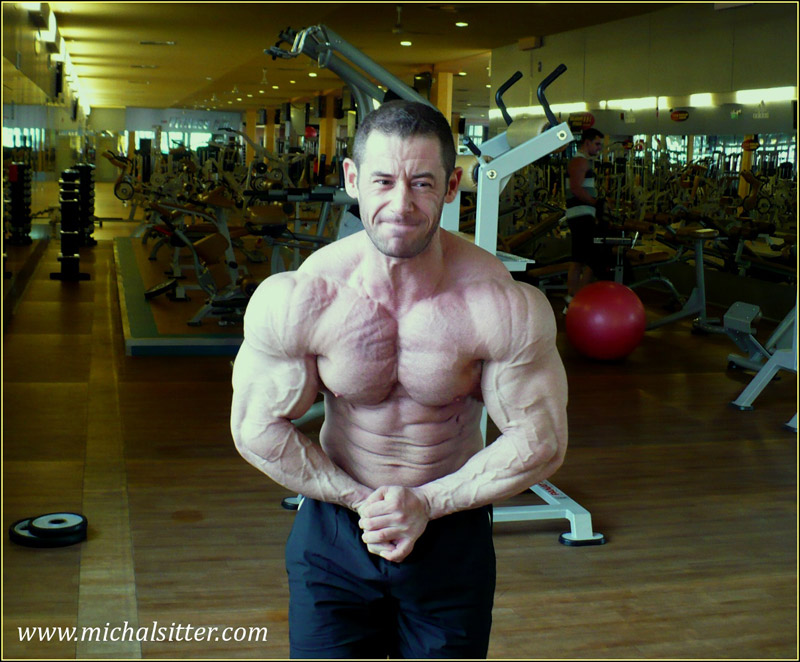 Michal Sitter v p��prav� na Arnold Classic Europe 2013