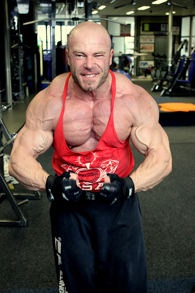 Pavel Bret�najdr