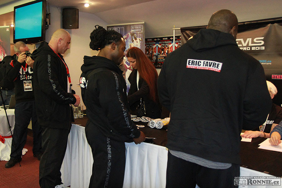 Prezentace z�vodn�k� na EVL�s Prague Pro 2013