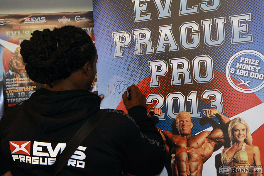 Prezentace z�vodn�k� na EVL�s Prague Pro 2013