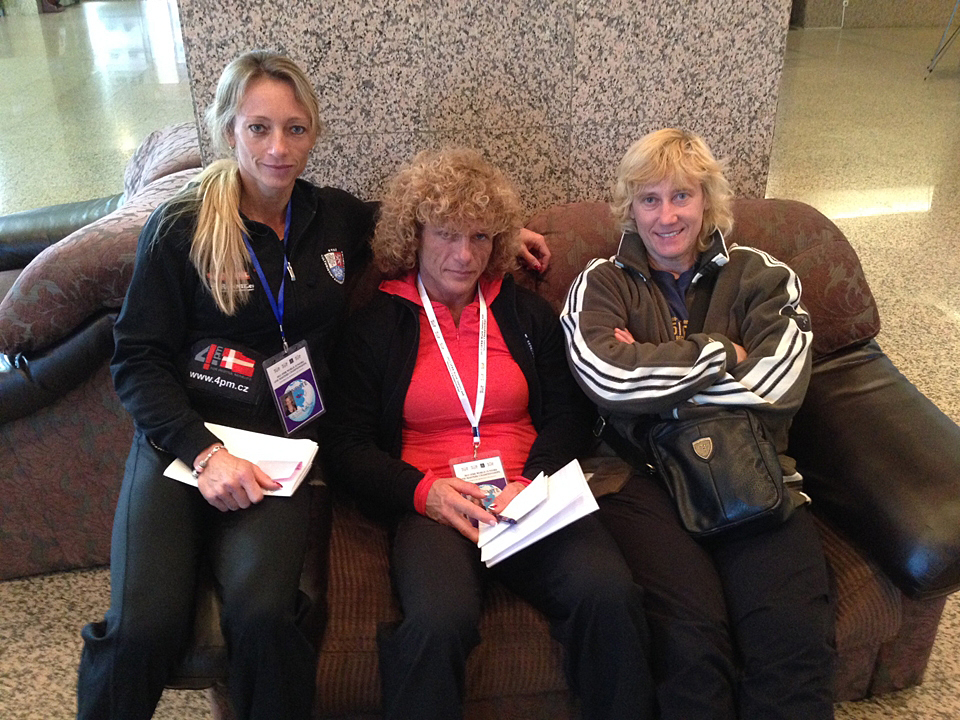 Margita Z�molov�, Jana Bendov�, Zdena Raz�mov�