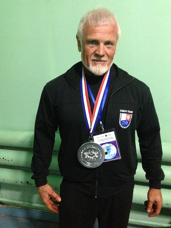 Miroslav Mr�z