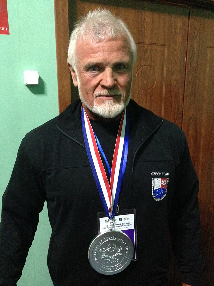 Miroslav Mr�z
