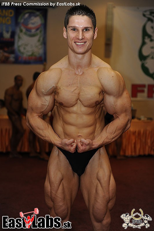 Tom� Taba�iar