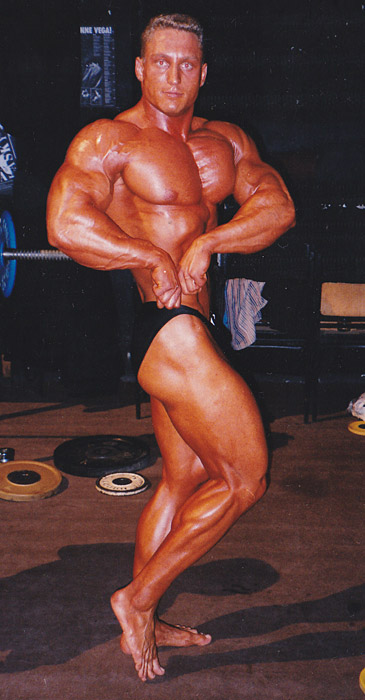 Tom� Pav�za (1998)