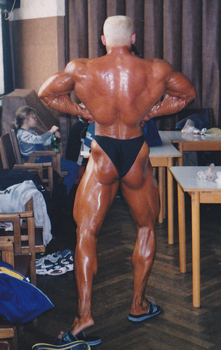 Tom� Pav�za (2001)