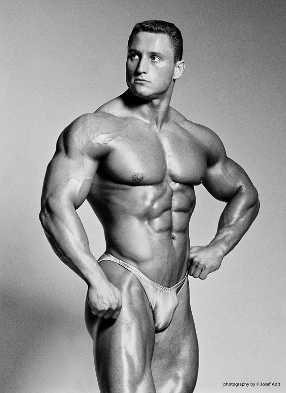 Tom� Pav�za (1998, foto Josef Adlt)